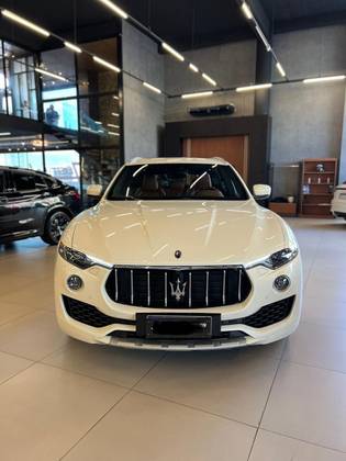 MASERATI LEVANTE 3.0 V6 TURBO GASOLINA S Q4 AUTOMÁTICO